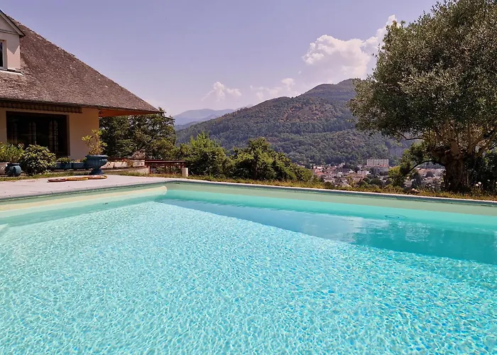 Omah Jawa Bed & Breakfast *